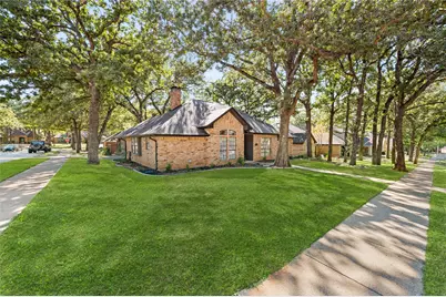 2137 Steeplewood Drive, Grapevine, TX 76051 - Photo 2