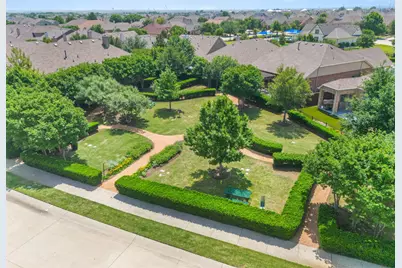 724 Louisville Road, Aubrey, TX 76227 - Photo 34