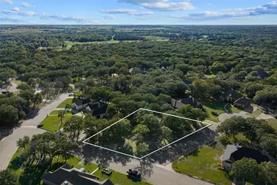 1027 Dominion Oaks Drive, China Spring, TX 76633 - Photo 10