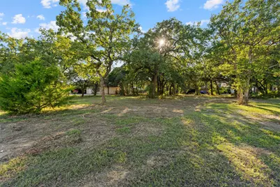 1027 Dominion Oaks Drive, China Spring, TX 76633 - Photo 1