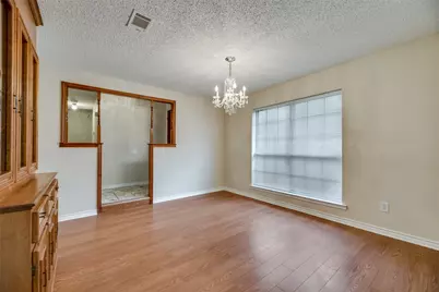 908 Chamberlain Street, Irving, TX 75060 - Photo 14