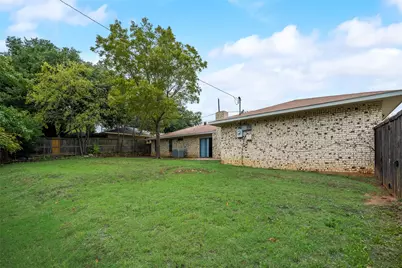 908 Chamberlain Street, Irving, TX 75060 - Photo 26