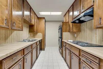 908 Chamberlain Street, Irving, TX 75060 - Photo 12