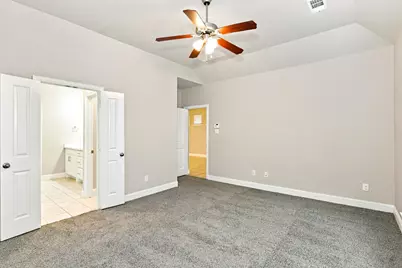 133 Knight Of Realm Boulevard, Lewisville, TX 75056 - Photo 12