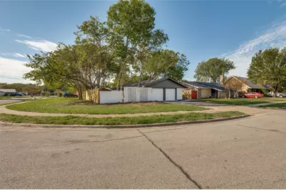 3531 Colgate Lane, Irving, TX 75062 - Photo 4