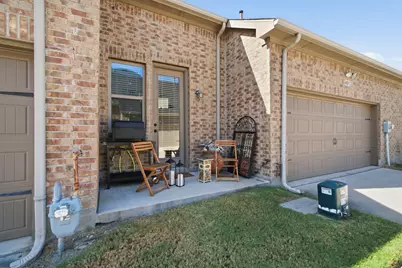 4678 Dozier Road #B, Carrollton, TX 75010 - Photo 30