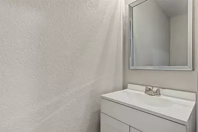 3152 Pine Valley Drive, Grand Prairie, TX 75052 - Photo 12