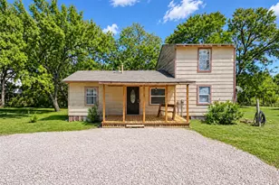 623 McKinney Ave, Princeton, TX 75407 - Photo 1