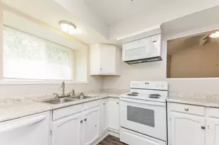 728 Southwynd St, Mesquite, TX 75150 - Photo 8