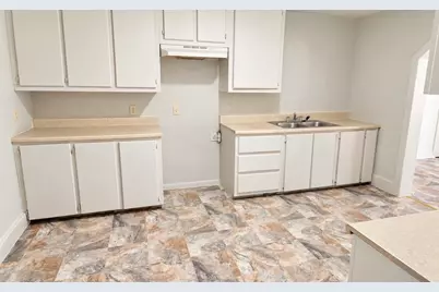 511 SW 3rd Street, Mineral Wells, TX 76067 - Photo 10