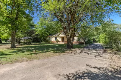 955 Jefferson Street E, Sulphur Springs, TX 75482 - Photo 32