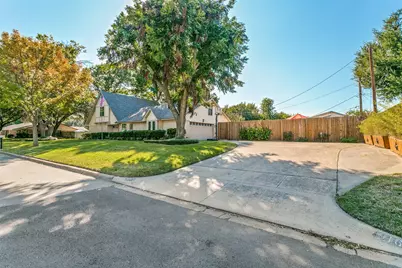 916 Willow Way, Benbrook, TX 76126 - Photo 38