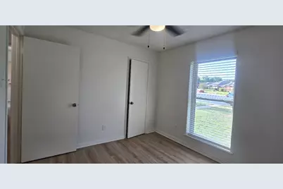 6527 Leasa Court, Sachse, TX 75048 - Photo 10