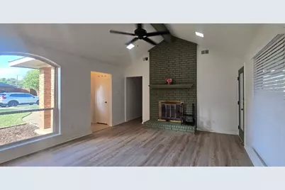 6527 Leasa Court, Sachse, TX 75048 - Photo 4