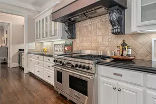 7404 Glen Albens Cir, Dallas, TX 75225 - Photo 14