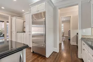 7404 Glen Albens Cir, Dallas, TX 75225 - Photo 16