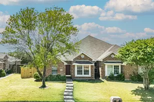 1723 Preston On The Lake Blvd, Little Elm, TX 75068 - Photo 1