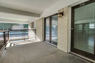 10213 Regal Oaks Dr, Dallas, TX 75230 - Photo 2