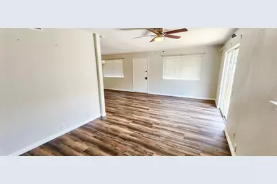 4402 Tophill Lane, Irving, TX 75038 - Photo 8