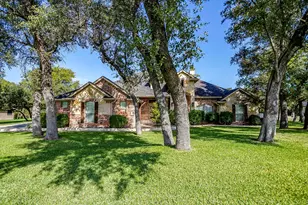 100 Addison Ct, Hudson Oaks, TX 76087 - Photo 1