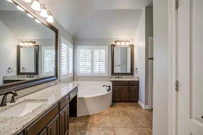 100 Addison Court, Hudson Oaks, TX 76087 - Photo 18