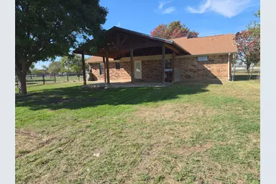 1117 Bradley Drive, Azle, TX 76020 - Photo 6