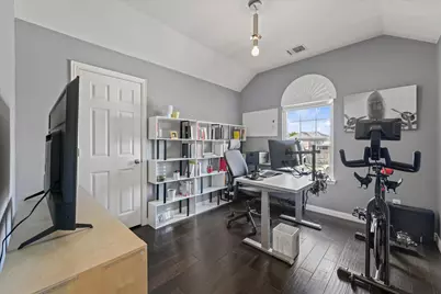 10404 Mateo Trail, Irving, TX 75063 - Photo 16