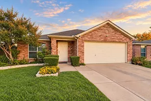 3308 Knoll Tr, Balch Springs, TX 75180 - Photo 1