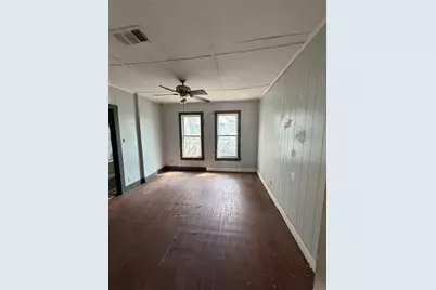 325 Pine Street, Ranger, TX 76470 - Photo 16