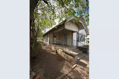 325 Pine Street, Ranger, TX 76470 - Photo 2