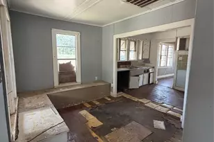 325 Pine St, Ranger, TX 76470 - Photo 18