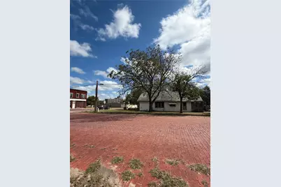 325 Pine Street, Ranger, TX 76470 - Photo 8