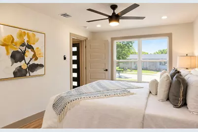 2219 Morgan Street, Irving, TX 75062 - Photo 2