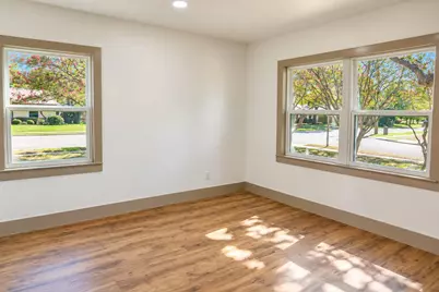 2219 Morgan Street, Irving, TX 75062 - Photo 4