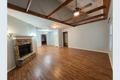 109 Live Oak Road, Springtown, TX 76082 - Photo 6