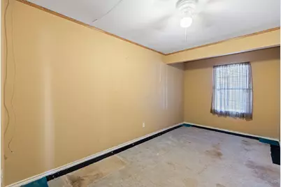 310 Eastland Street, Cleburne, TX 76031 - Photo 10
