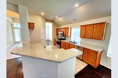3205 Hamlett Lane, Garland, TX 75043 - Photo 8