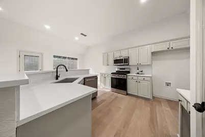 10138 Trail Ridge Drive, Benbrook, TX 76126 - Photo 16