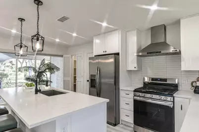 13936 Tanglewood Place, Farmers Branch, TX 75234 - Photo 6