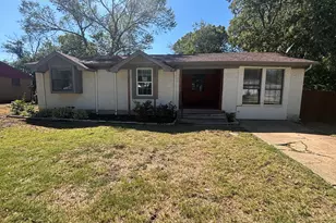 1910 Meadow Ln, Arlington, TX 76010 - Photo 1