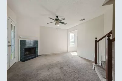 815 Greenridge Drive, Arlington, TX 76017 - Photo 10