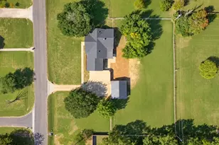 107 Locust Dr, Oak Leaf, TX 75154 - Photo 16