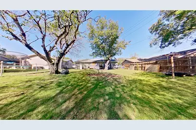8829 Easley Street, White Settlement, TX 76108 - Photo 12