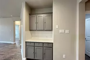 717 Shepperton Wy, Fort Worth, TX 76247 - Photo 10