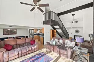 7638 Royal Ln, Dallas, TX 75230 - Photo 12