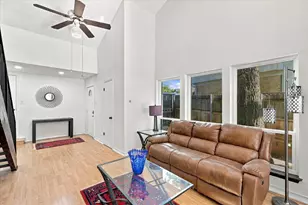 7638 Royal Ln, Dallas, TX 75230 - Photo 10