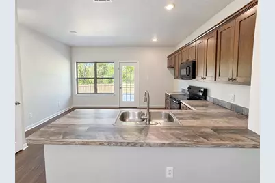 186 S Preston Street, Alvarado, TX 76009 - Photo 6