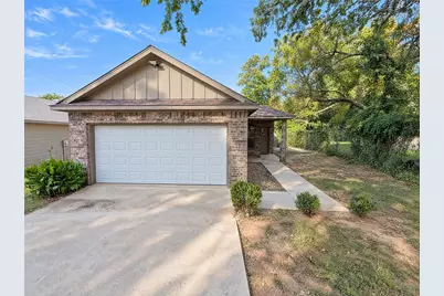 186 S Preston Street, Alvarado, TX 76009 - Photo 1