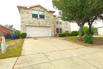 1329 Anna Lea Lane, Burleson, TX 76028 - Photo 2