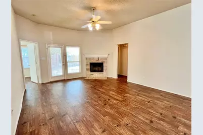 8055 Raleigh Drive, Fort Worth, TX 76123 - Photo 8